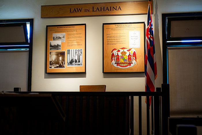 image of court bench from Old Lahaina Courthouse
